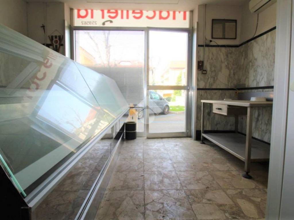 Immobile a Ascoli piceno in negozio viale sinibaldo vellei, 27 - Foto 3