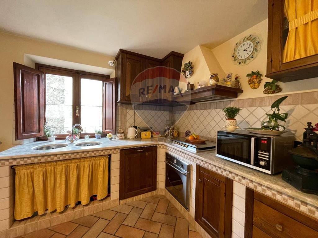 Casa indipendente a Bagni di lucca in SAN CASSIANO VIA VIZZATA, 49 - Foto 4