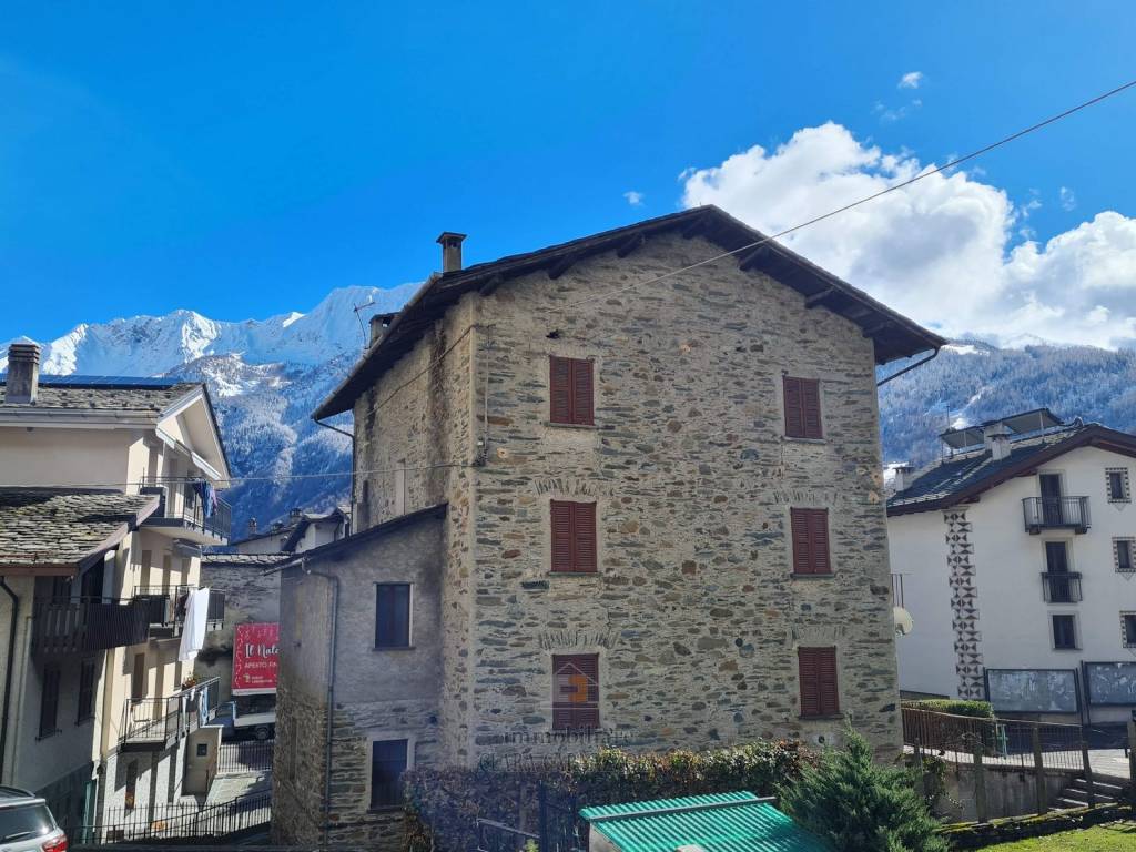 Appartamento a Chiesa in valmalenco in Via Funivia, 3 - Foto 5