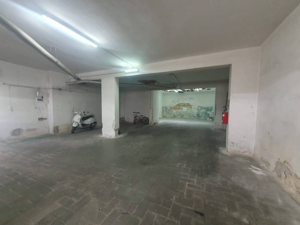 Box / garage a Brindisi in Via Giovanni Bettolo - Foto 4