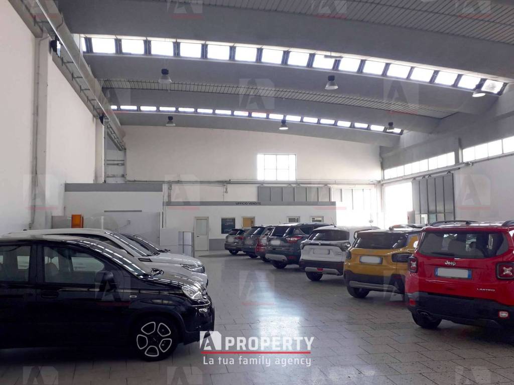 Immobile a Maglie in strada Statale 16 Adriatica - Foto 4