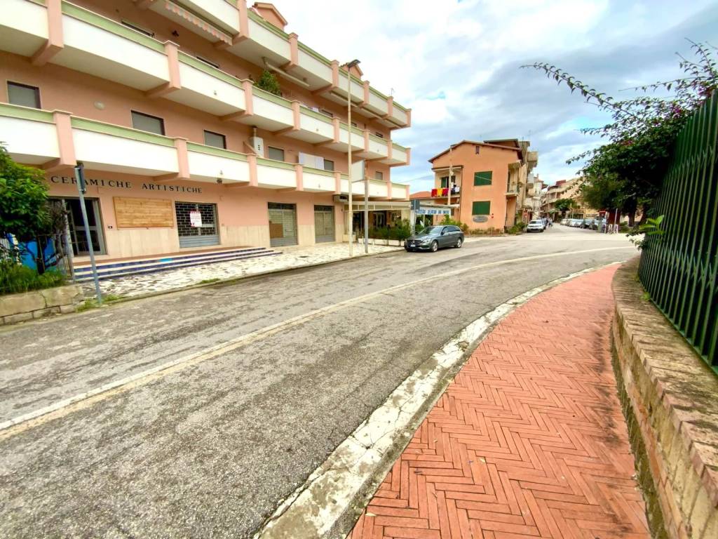Immobile a Ascea in Via Guglielmo Oberdan, s.n.c. - Foto 3