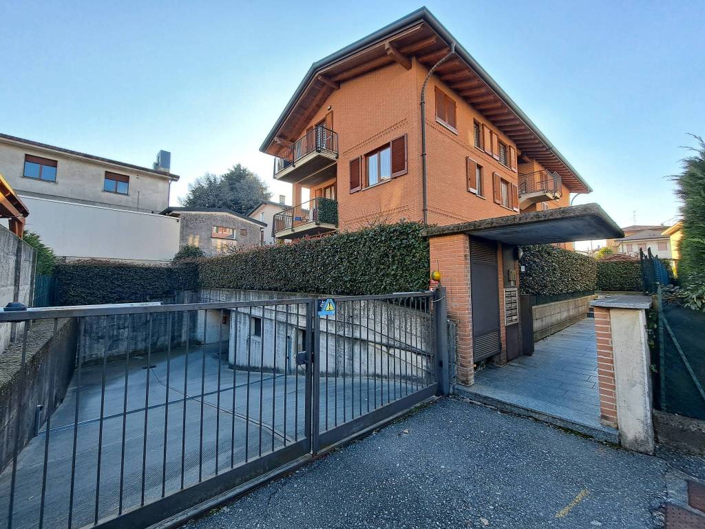 Appartamento a Cantù in Via California - Foto 4