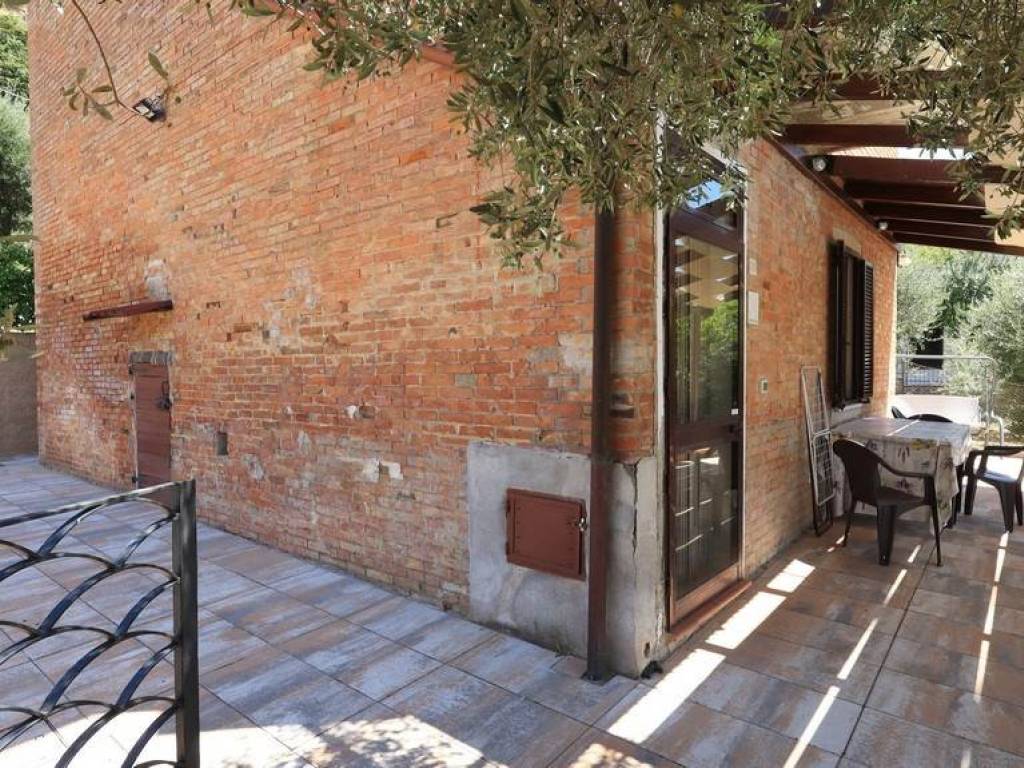 Casa indipendente a Chiusi - Foto 2