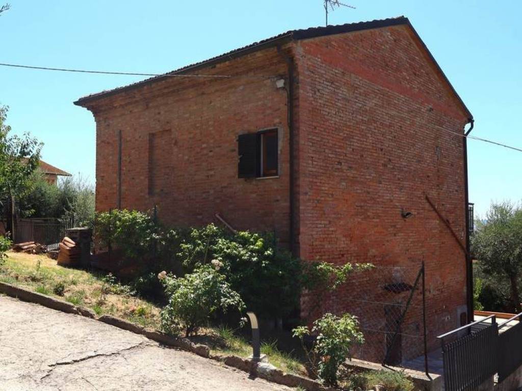 Casa indipendente a Chiusi - Foto 5