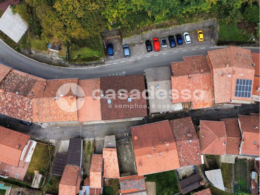 Casa indipendente a Valdilana in FRAZIONE PIANA, 6 - Foto 3