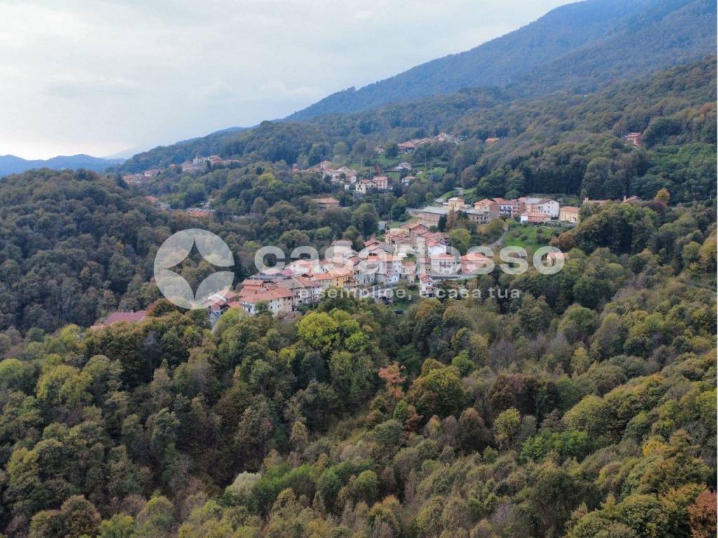 Casa indipendente a Valdilana in FRAZIONE PIANA, 6 - Foto 4