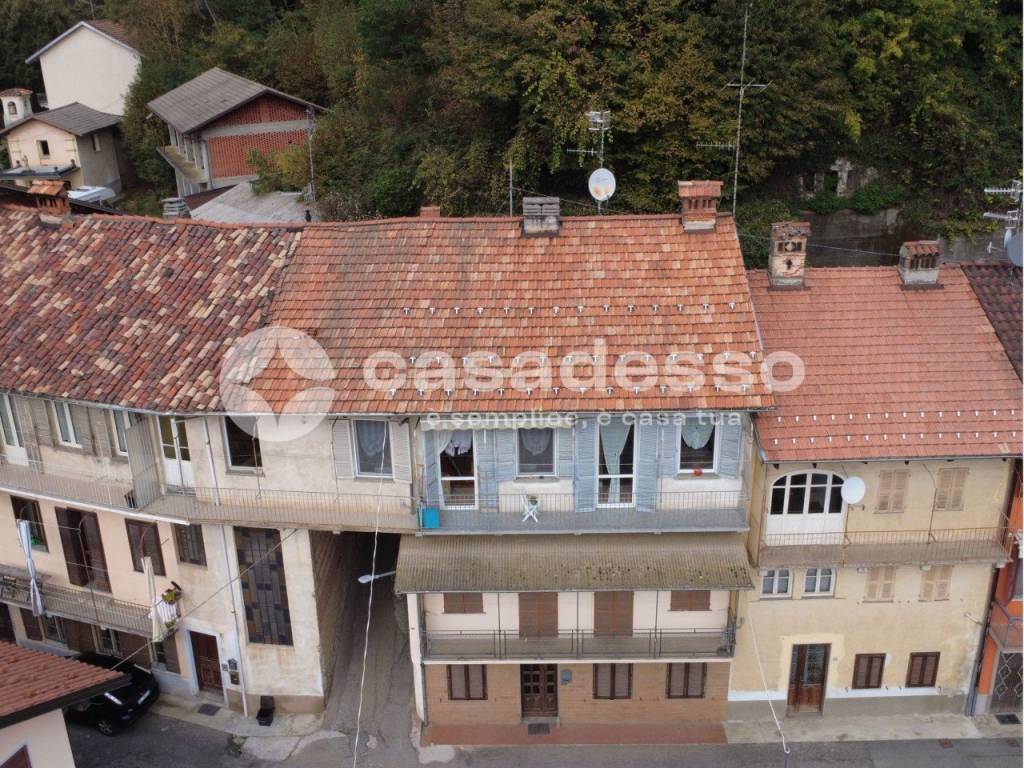 Casa indipendente a Valdilana in FRAZIONE PIANA, 6 - Foto 5