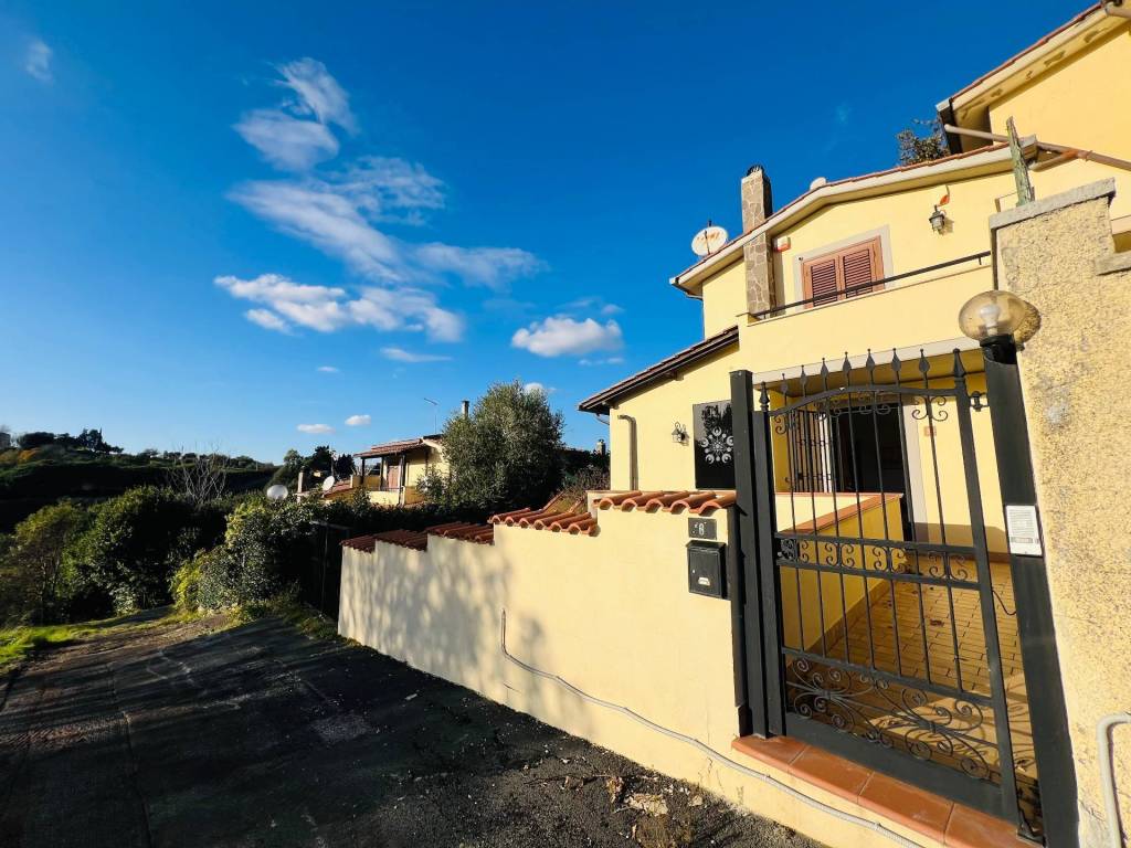 Villa a Cerveteri in Via delle cerque, 8 - Foto 2