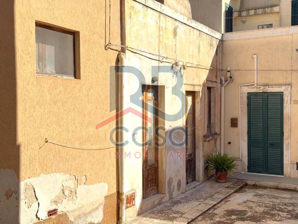 Casa indipendente a Ispica in Via Raffaello - Foto 4