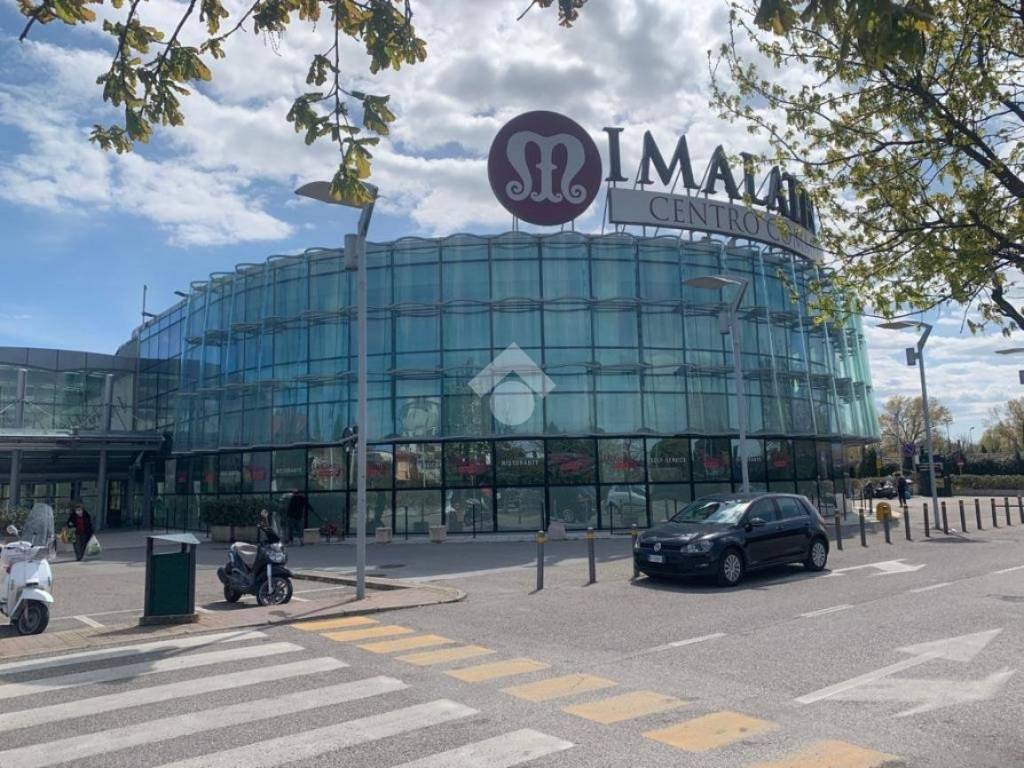 Immobile a Rimini in Via Emilia, 150 - Foto 2