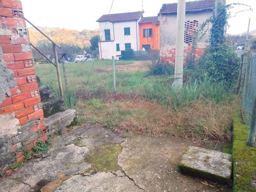 Villa a Follo in Via della Resistenza - Foto 4