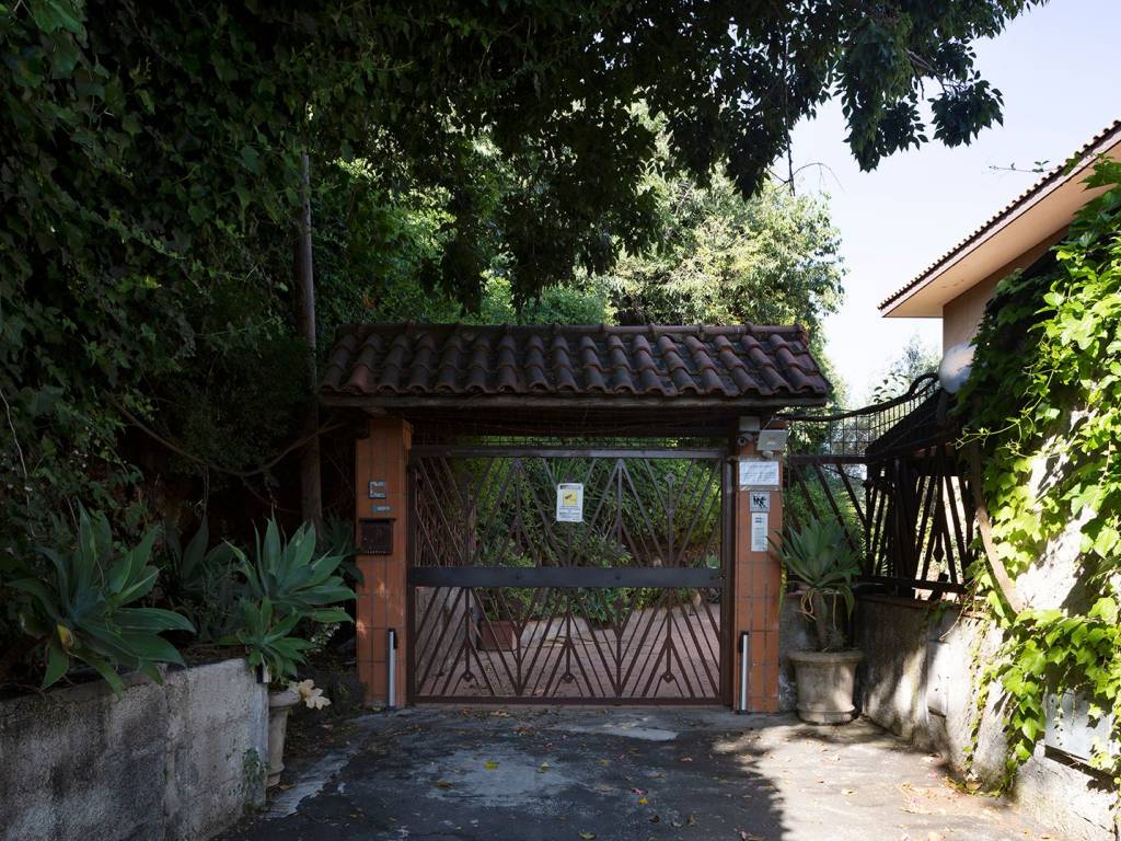 Villa a Aci castello in Via Giovanni Grasso, 50 - Foto 2
