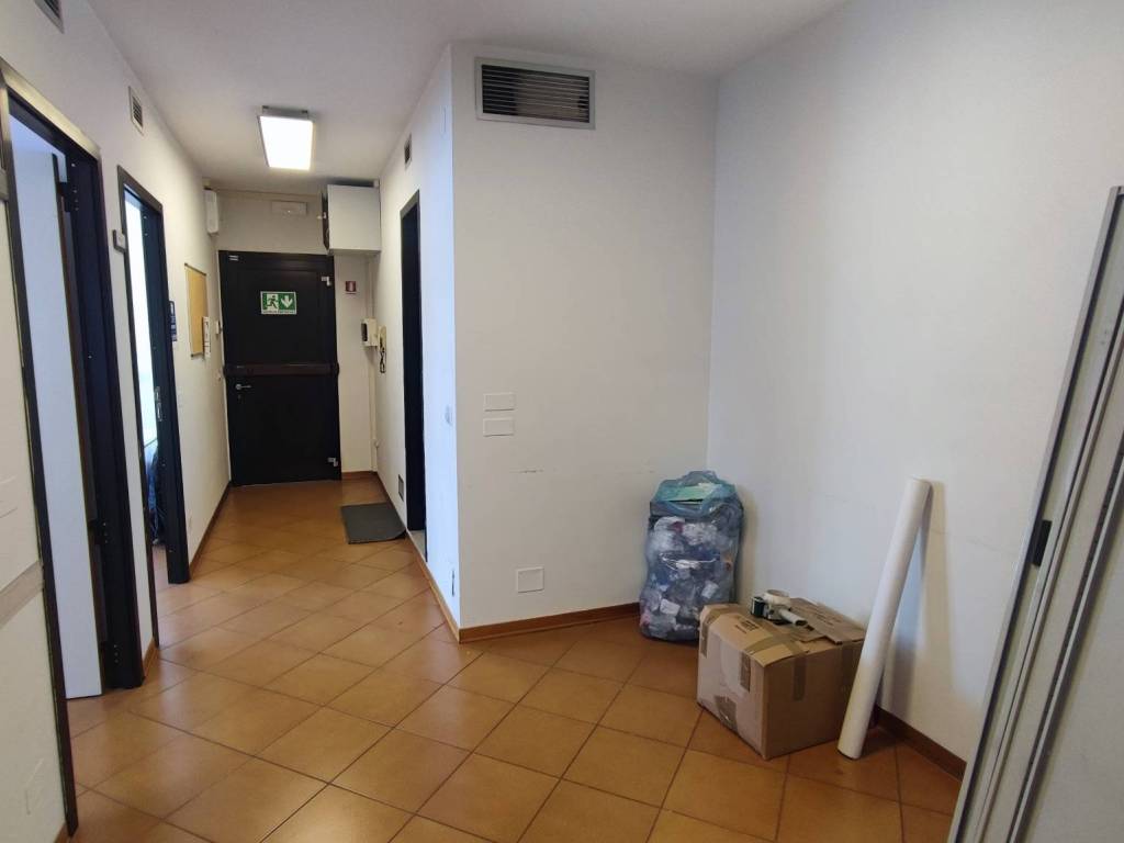 Appartamento a Prato in Viale Vittorio Veneto - Foto 4