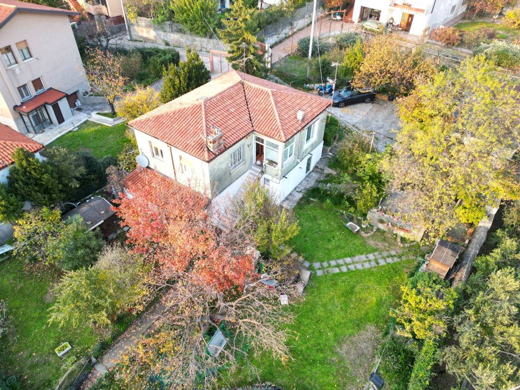 Appartamento a Trieste in Via Bartolomeo Gianelli, 22 - Foto 5