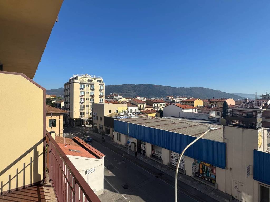 Appartamento a Prato in Via Carlo Marx - Foto 2
