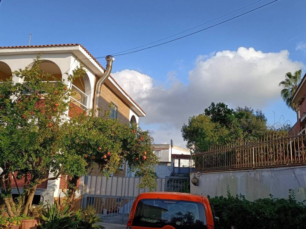 Villa a Giugliano in campania in Via Lago Patria, 283 - Foto 5