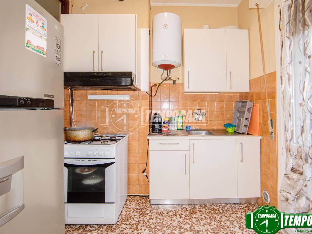 Appartamento a Voghera in Via Giuseppe di Vittorio - Foto 5