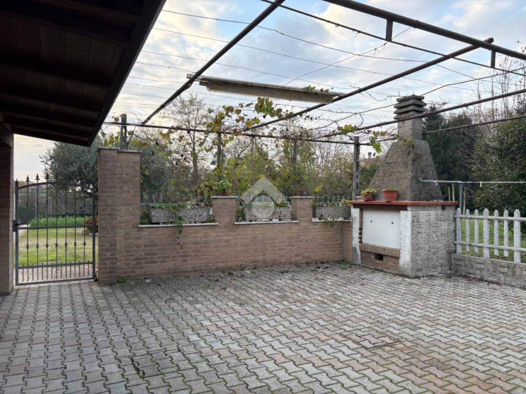 Casa indipendente a Ferrara in Via Ravenna, 378 - Foto 2