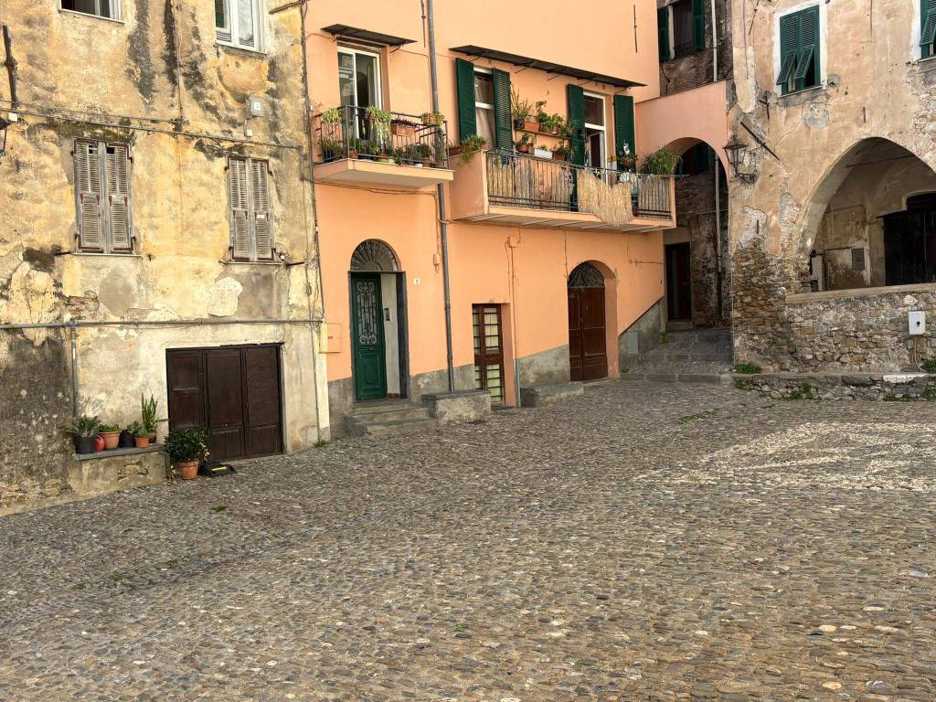 Appartamento a Taggia in Piazza della Santissima Trinità - Foto 5