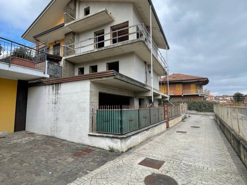 Villetta a schiera a Avellino in Via Valle - Foto 2