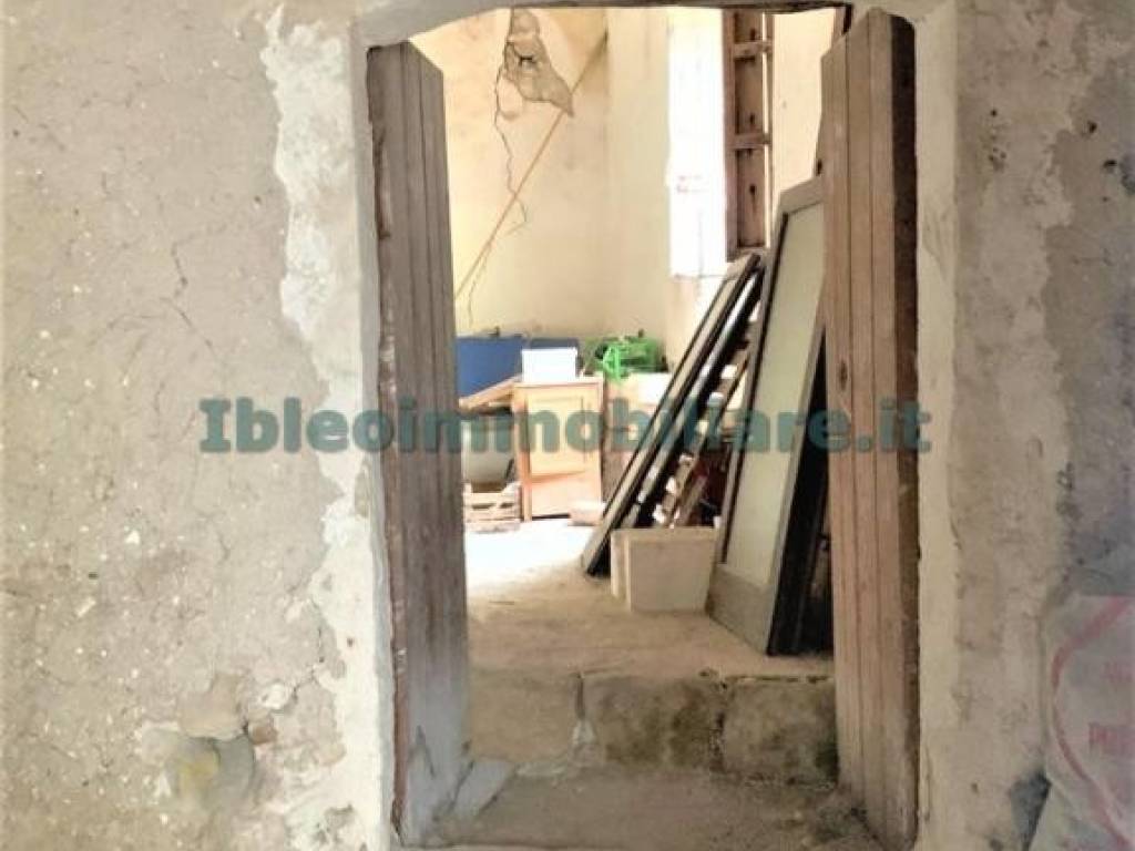 Casa indipendente a Ispica in Corso Vittorio Emanuele - Foto 3