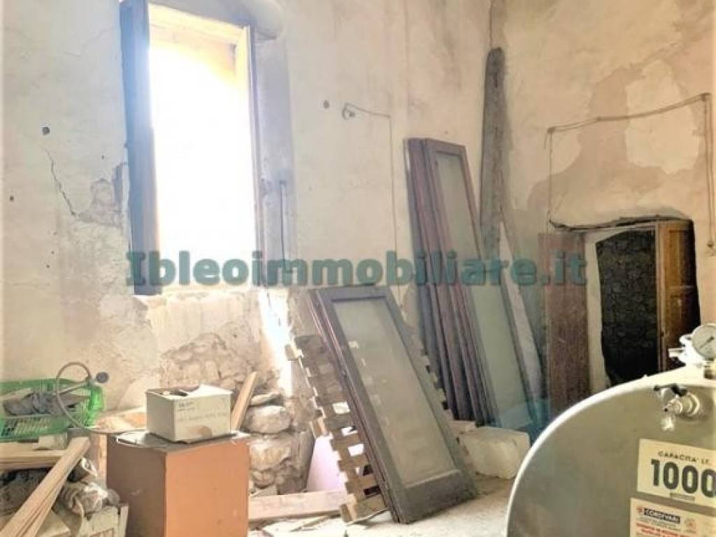 Casa indipendente a Ispica in Corso Vittorio Emanuele - Foto 4
