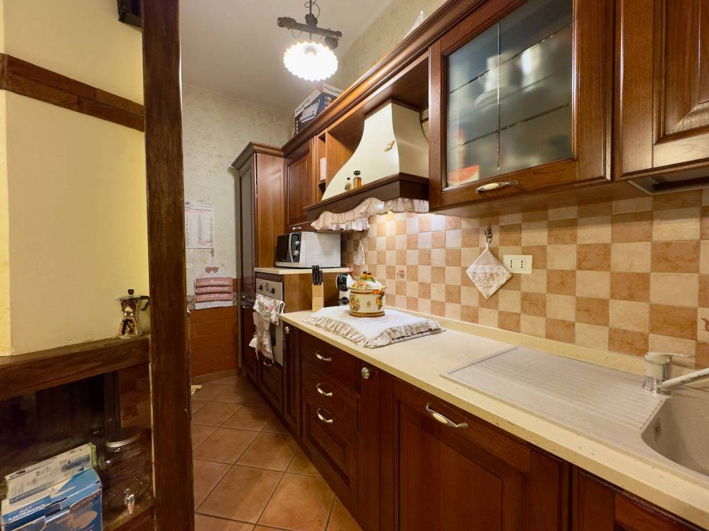 Appartamento a Piombino in Via Padre Giustino Senni - Foto 5