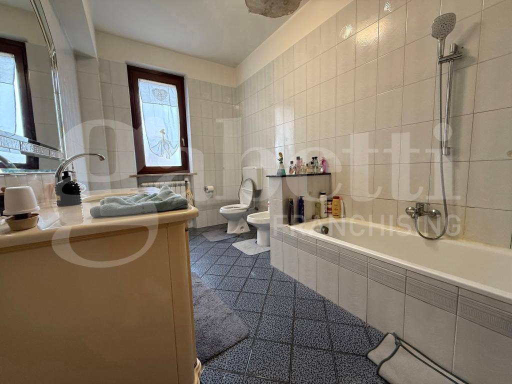 Appartamento a Pontedera - Foto 5