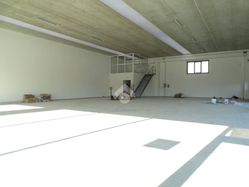 Immobile a Alessandria in Vle dell'Industria - Foto 2