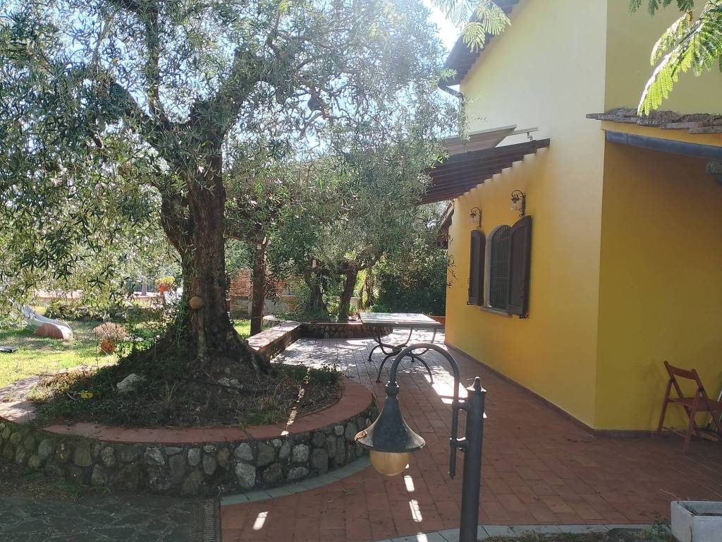 Villa a Lastra a signa in Via delle Lupaie - Foto 3
