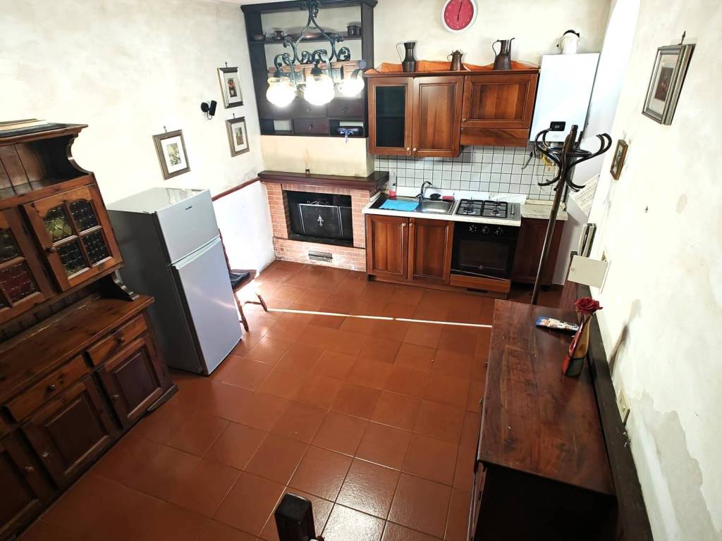 Appartamento a Magliano sabina in Vicolo Sdrucciolo - Foto 5