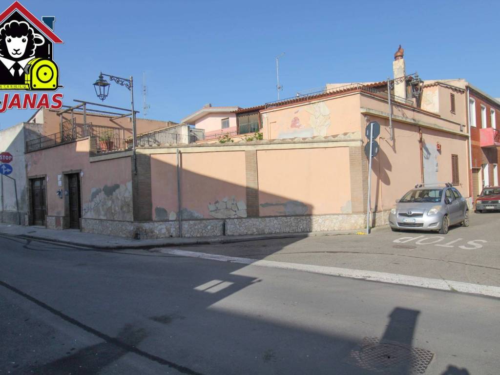 Villa a Sinnai in Via Ninasuni, 46 - Foto 2
