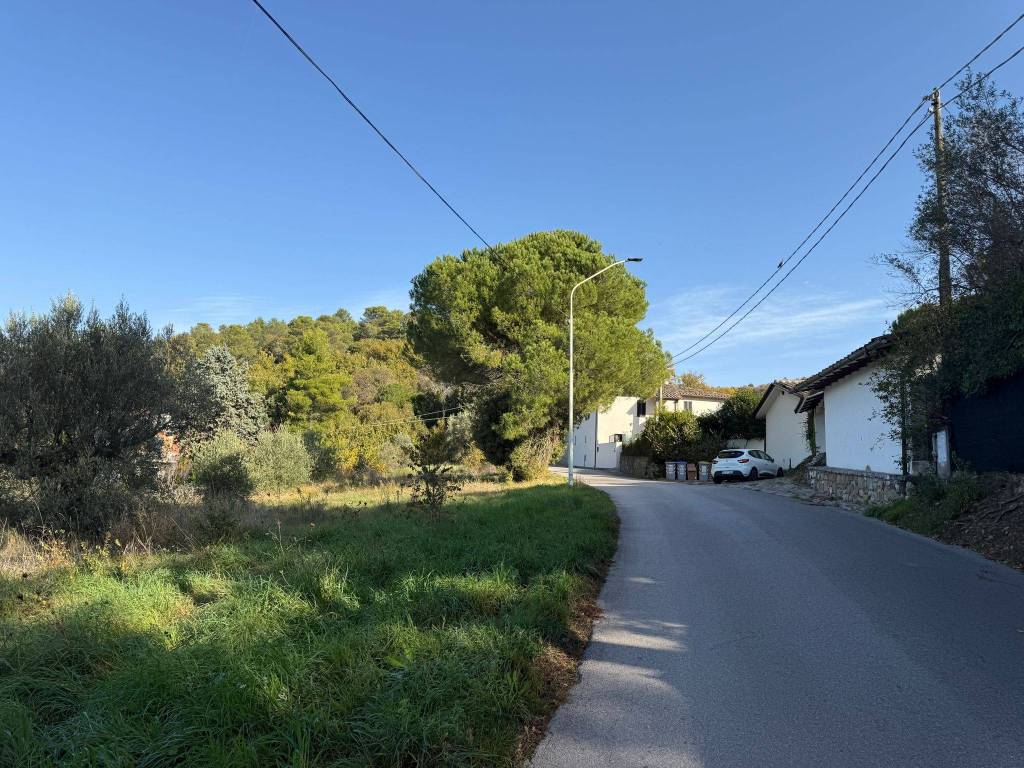 Terreno a Perugia in Strada dei Conservoni - Foto 2