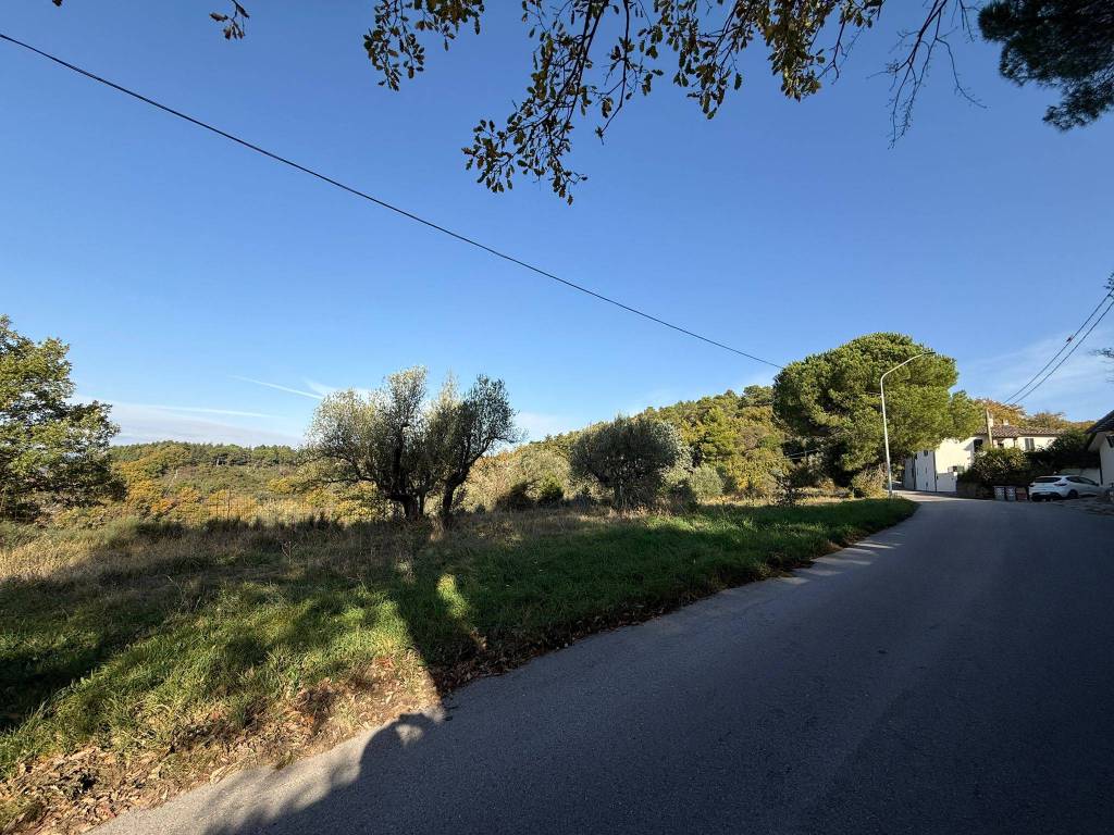 Terreno a Perugia in Strada dei Conservoni - Foto 4