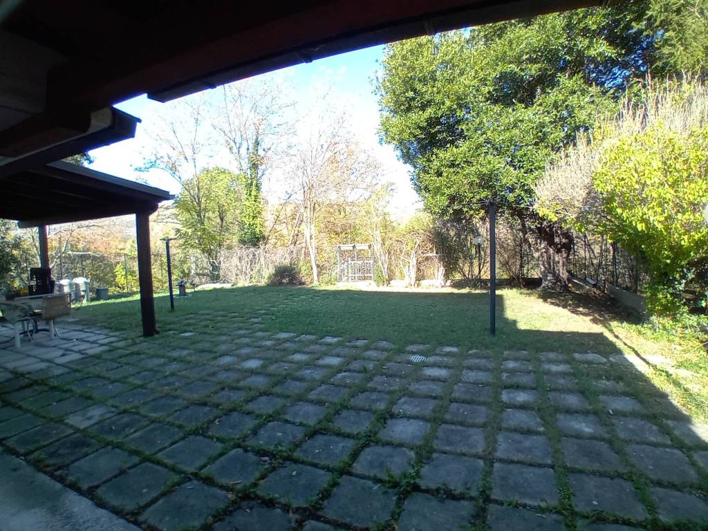 Villa a Scafa in Piazza Giacomo Matteotti, 7 - Foto 5