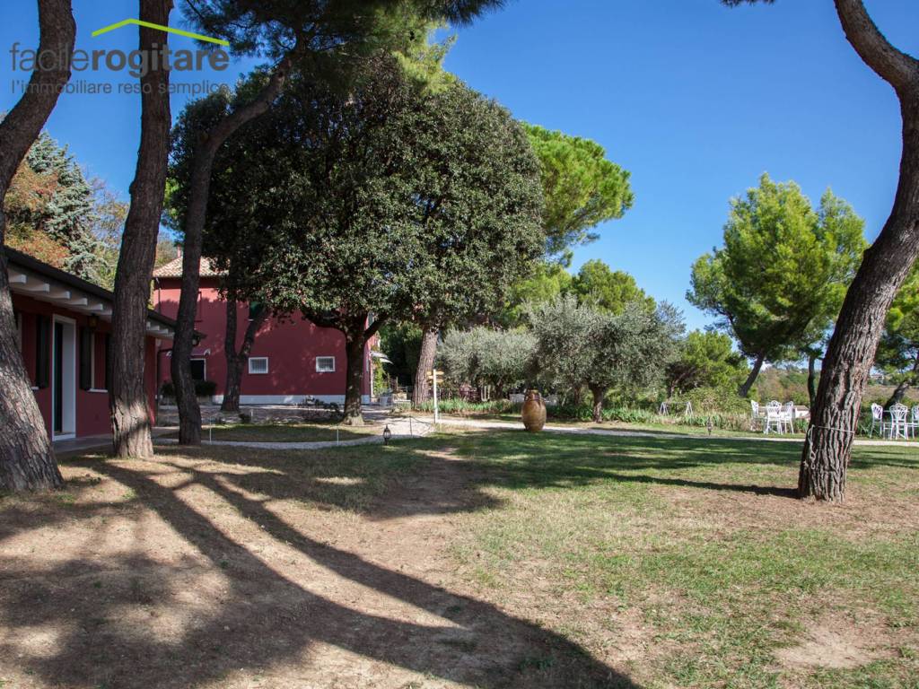 Villa a Pesaro in Strada Panoramica Adriatica, 345 - Foto 2