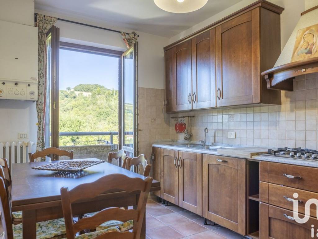 Villa a Urbino in Via della collina - Foto 3