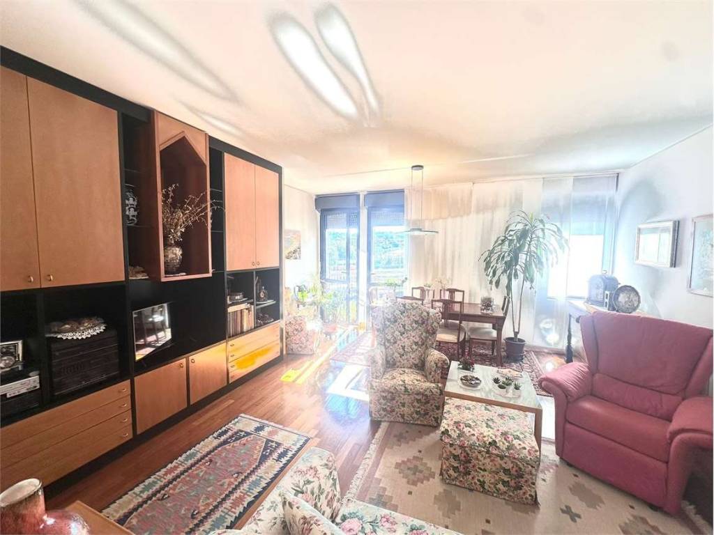 Appartamento a Erba in PIAZZA PADANIA , 1 - Foto 5