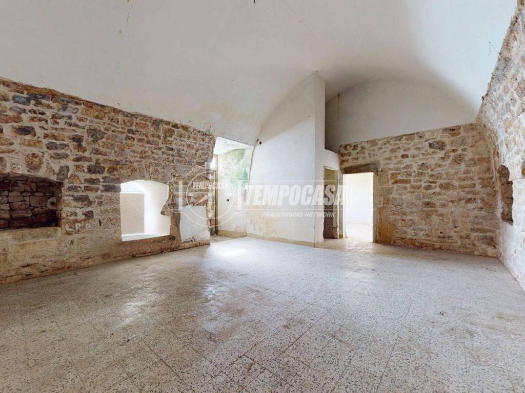 Palazzo / stabile a Conversano in Via L. Gallo - Foto 2