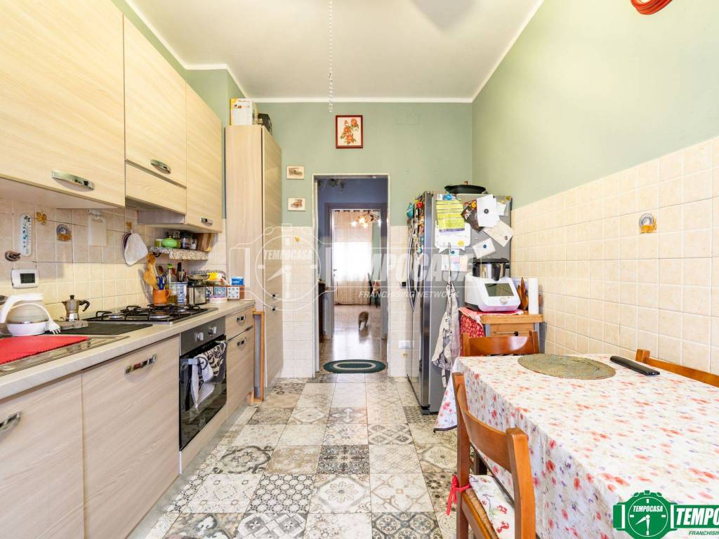 Appartamento a Arona in Via 2 Giugno 10/A - Foto 3