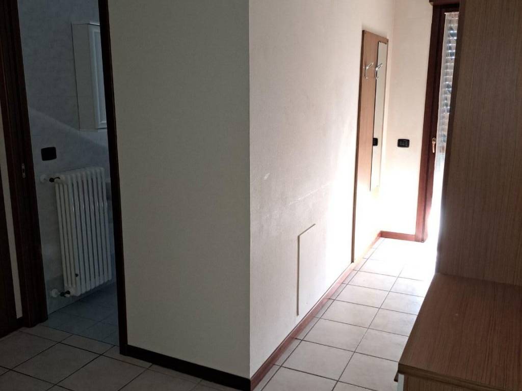 Appartamento a Mirandola in Via Koki Fregni - Foto 3
