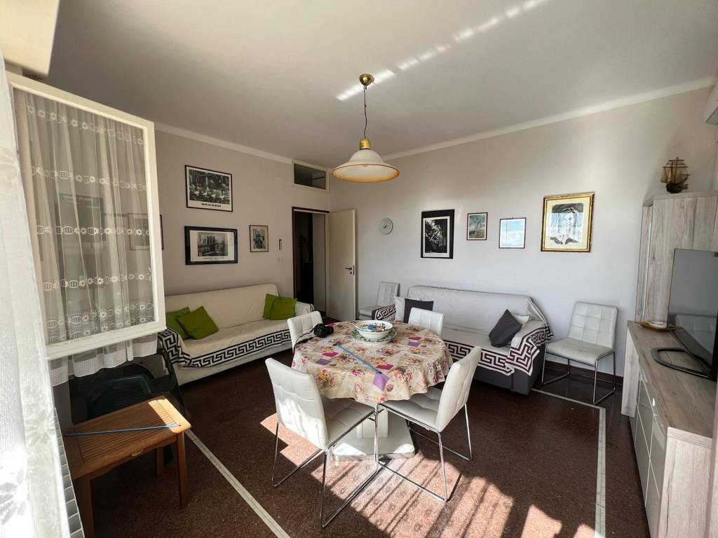 Appartamento a Borgio verezzi in Via della Cornice - Foto 2