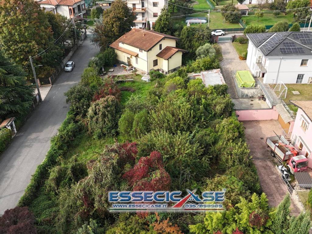 Villa a Cologno al serio in Via Ludovico Ariosto, 94 - Foto 3