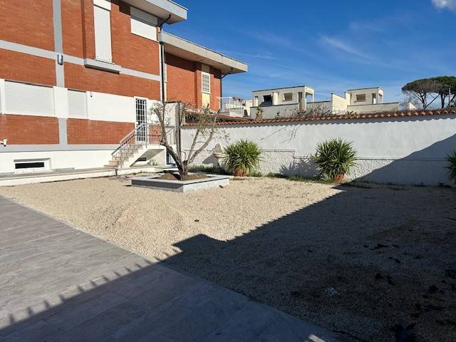 Villa a Ardea in Viale Corona Australe, 131 - Foto 4