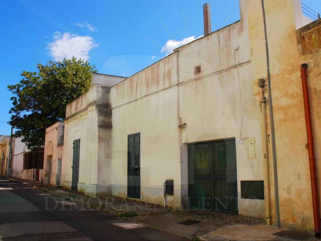 Casa indipendente a Salve in Via Armando Diaz, 15 - Foto 2