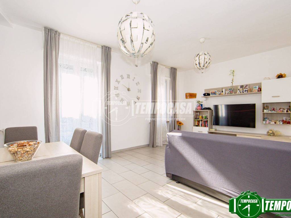 Appartamento a Voghera in Via Jacopo Dentici - Foto 2