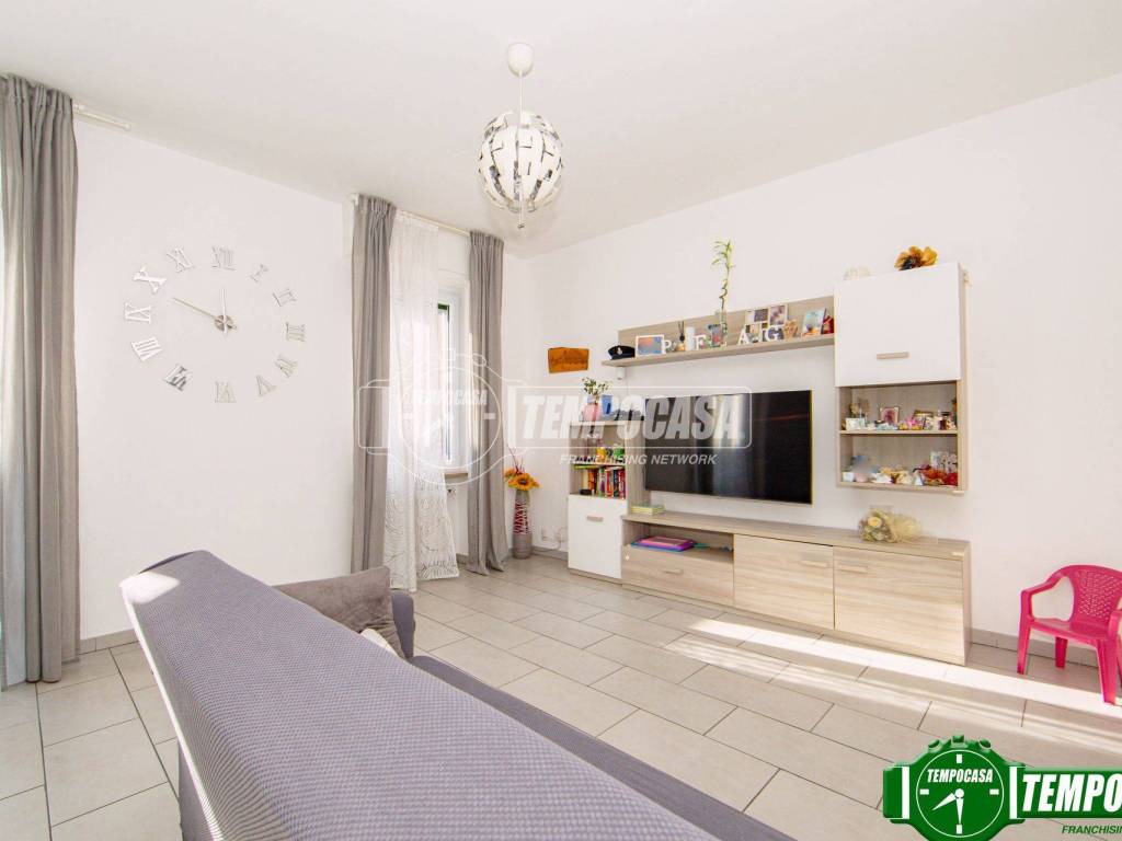Appartamento a Voghera in Via Jacopo Dentici - Foto 3
