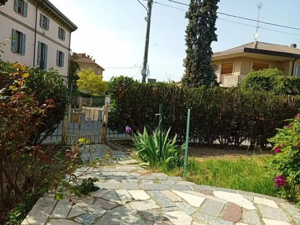 Villa a Berzano di tortona in Via Per Berzano S.N.C. - Foto 4