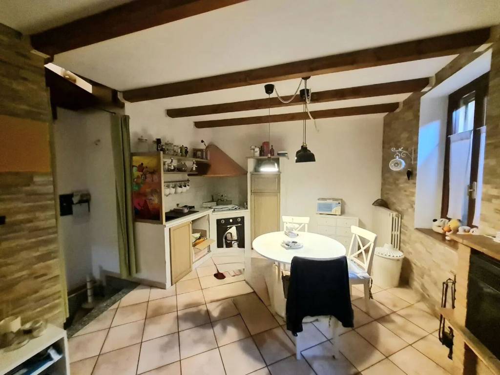 Casa indipendente a Tortona in Via Emilia No Number - Foto 2